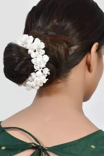 White mogra hair accessory set