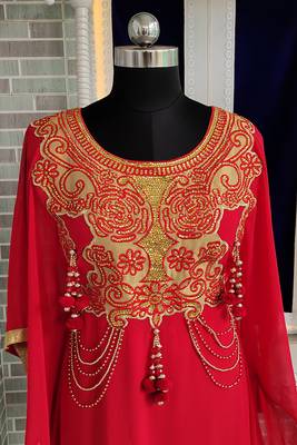 Red islamic modern embroidery kaftan 2
