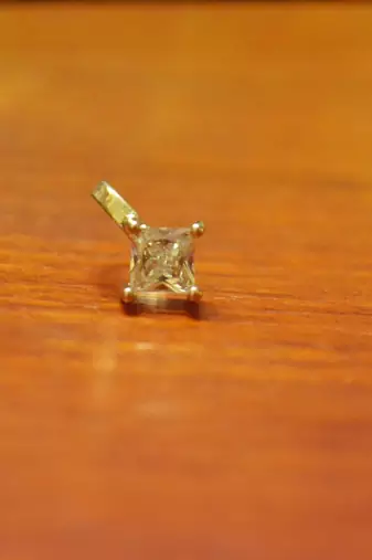 Sizzling gold floral diamond nose accessory clipon nosering or nosepin