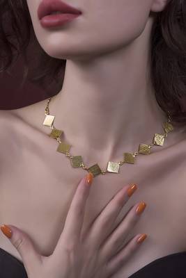 Golden luxe chunky collar 2