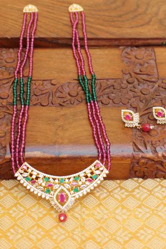 Gold platted beads necklace set