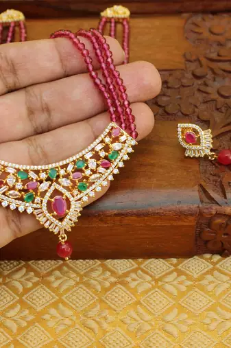 Gold platted beads necklace set