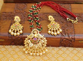 Gold platted peacock beads necklace set 1