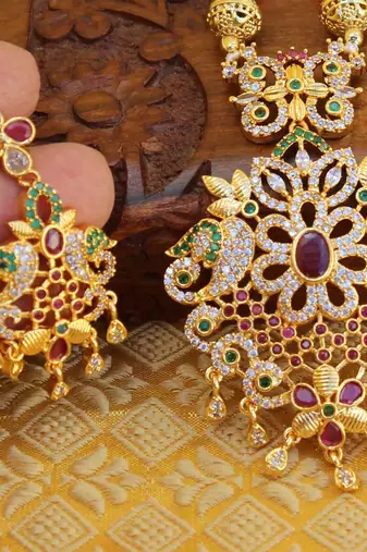 Gold platted peacock beads necklace set