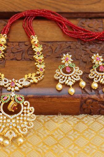 Gold platted beads necklace set