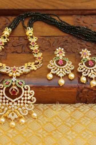 Gold platted beads necklace set