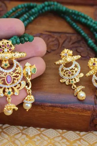 Gold platted elephant beads necklace set