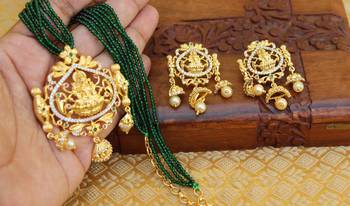 Gold platted lakshmi beads necklace set 2