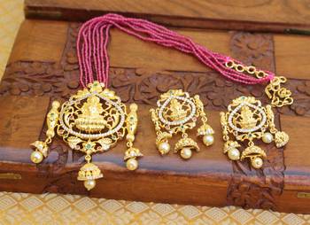 Gold platted lakshmi beads necklace set 1