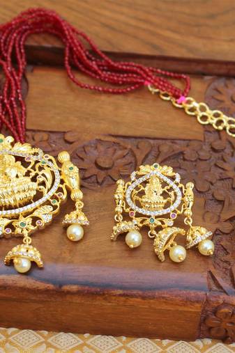 Gold platted lakshmi beads necklace set