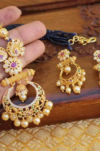 Gold platted beads necklace set