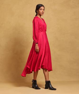 Red solid dress by RITU KUMAR 3