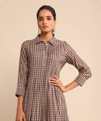Pink checkered dress by RITU KUMAR 5