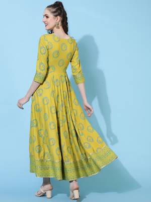 Gulmohar jaipur rayon ankle length printed flared 3/4  sleeves round neck kurta 4