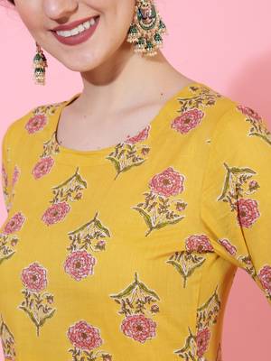 Gulmohar jaipur cotton calf length printed flared 3/4  sleeves round neck kurta 4