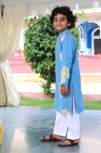 Blossom & light kurta pyjama set