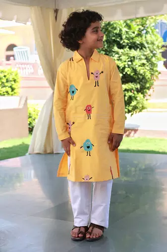 Firecracker fantasy kurta & pyjama set