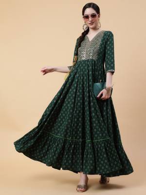 Gulmohar jaipur rayon  full length printed flared 3/4 sleeve v-neck kurta 1