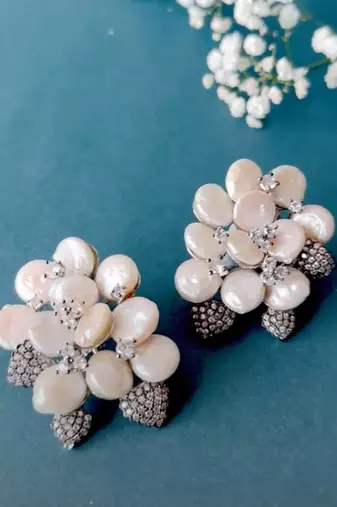 Florence floral studs