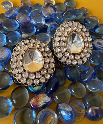 Roshanara studs 1