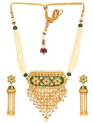 White Kundan Choker Necklace Set 5