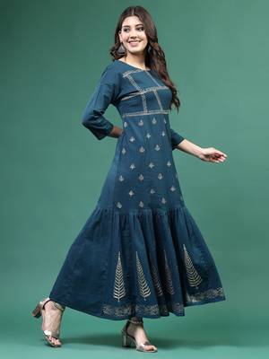 Women peach  color embroidery printed kurta 2