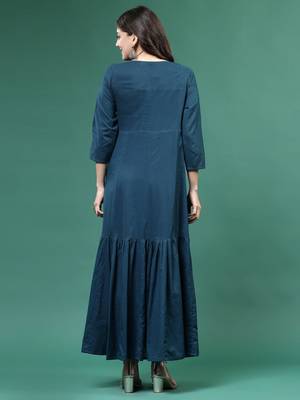 Women peach  color embroidery printed kurta 3