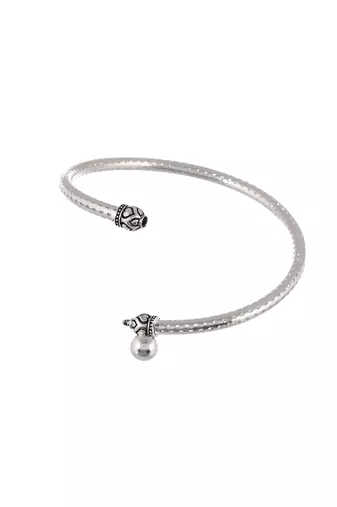 Tamanna silver plated kada anklets for women