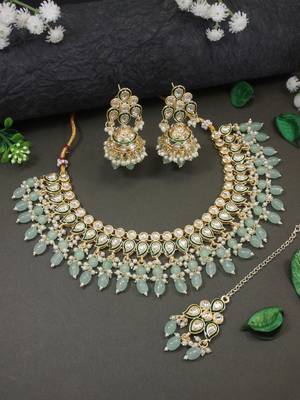 gold plated traditional kundan pearl choker necklace jewellery with dangle earrings set 1