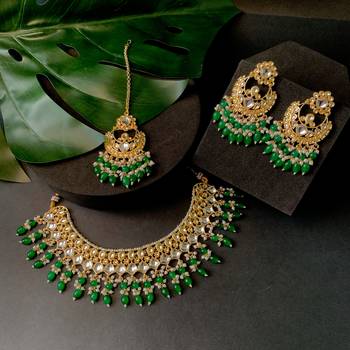 gold plated traditional kundan pearl choker necklace jewellery with dangle earrings set 1