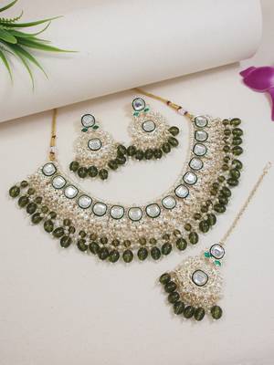 gold plated traditional kundan pearl choker necklace jewellery with dangle earrings set 1