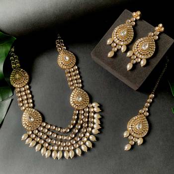 traditional multi layered pearl kundan bridal necklace jewellery with dangle earrings & maang tikka set 1