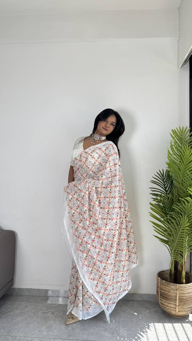 Off-White Georgette Multi Hand Embroidered Traditional Saree with Un-Stitched Blouse
