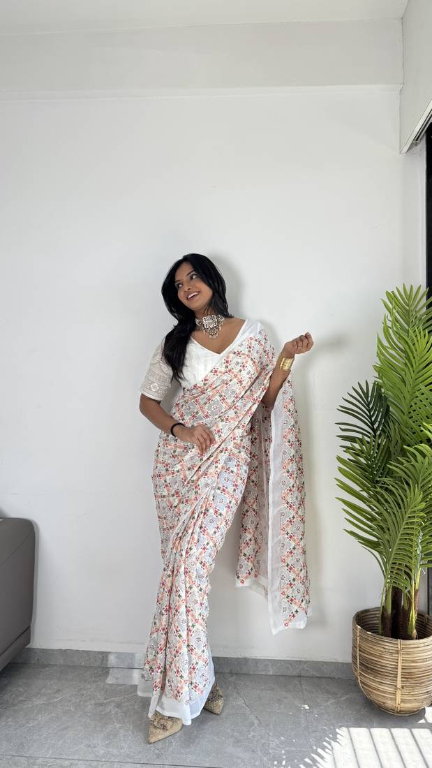 Off-White Georgette Multi Hand Embroidered Traditional Saree with Un-Stitched Blouse
