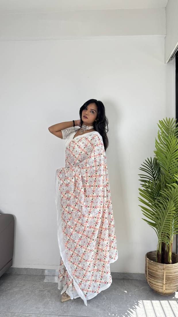 Off-White Georgette Multi Hand Embroidered Traditional Saree with Un-Stitched Blouse