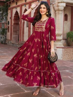 Gulmohar jaipur rayon ankle length printed flared 3/4 sleeves round kurta 2