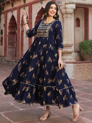 Gulmohar jaipur rayon ankle length printed flared 3/4 sleeves round kurta 3