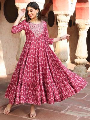 Gulmohar jaipur rayon ankle length printed flared 3/4 sleeves round kurta 2