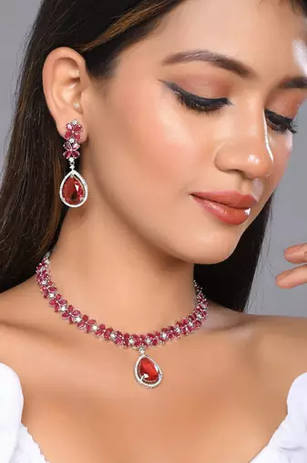 Faux ruby pendant set for women