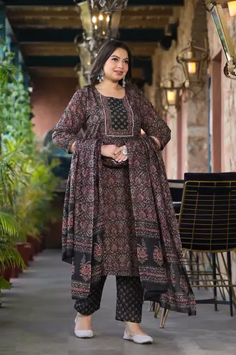  black & red floral print straight plus size kurta trouser and dupatta set