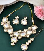 Ethnic kundan jewellery set