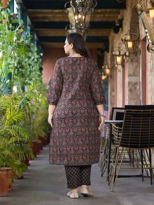  black & red floral print straight plus size kurta trouser and dupatta set 3