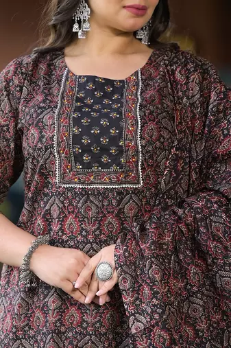  black & red floral print straight plus size kurta trouser and dupatta set