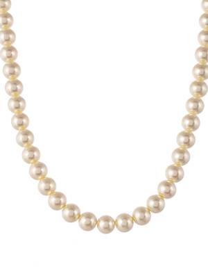 Classic pearl necklace with kundan stud earrings 2