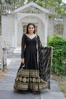 faux blooming captivating black gown with dupatta 1