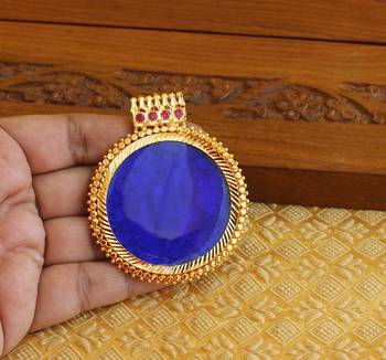 Kerala style palakka pendant 1