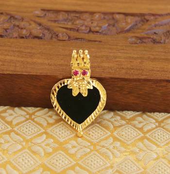 Kerala style palakka pendant 1