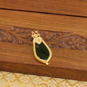 Kerala style palakka pendant 3