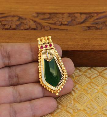 Kerala style palakka pendant 2