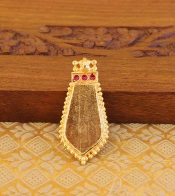 Kerala style palakka pendant 3